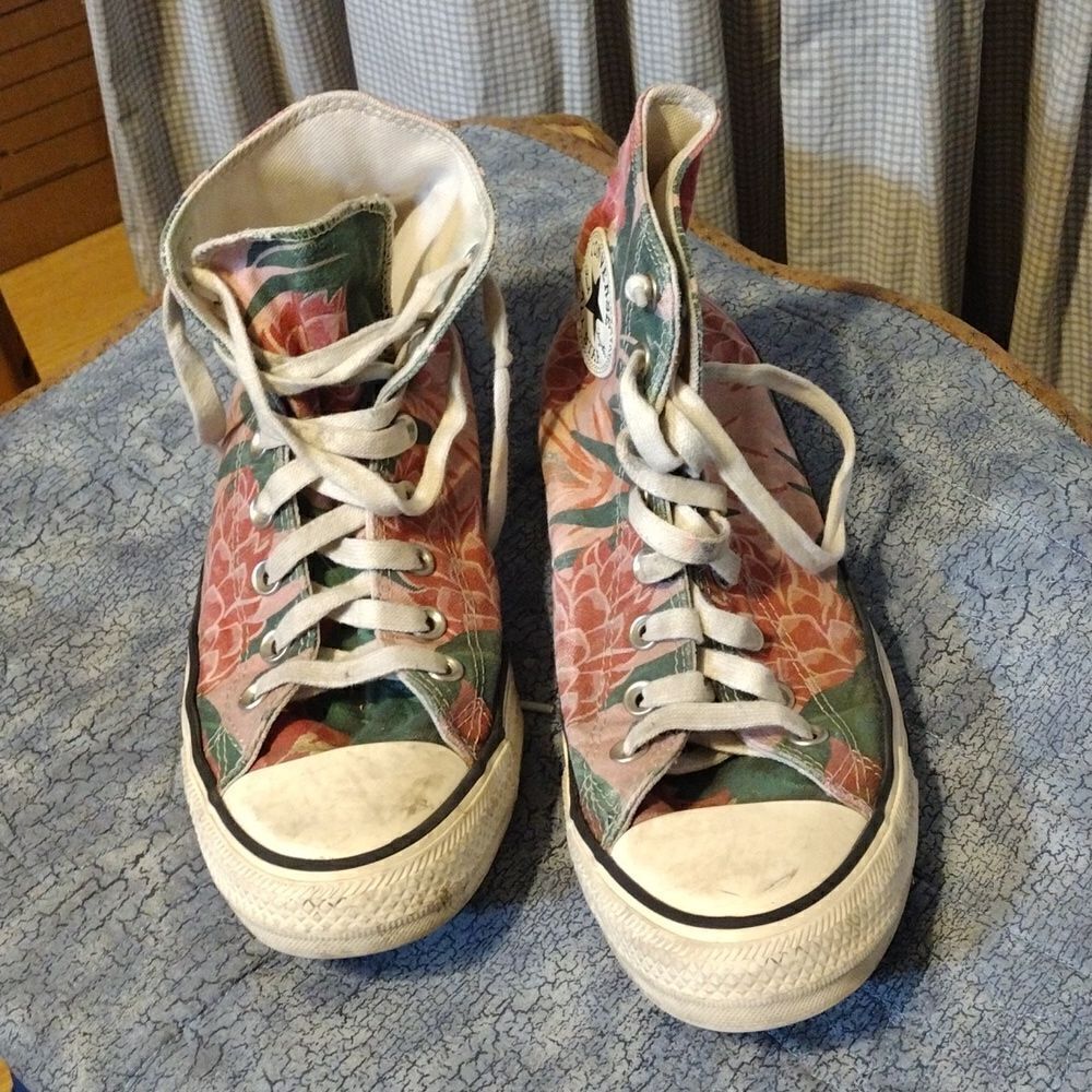 Vintage floral converse high tops